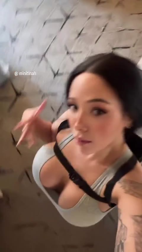 Tinahxplorez nude Instagram photo 2 — @tinahxplorez leaked