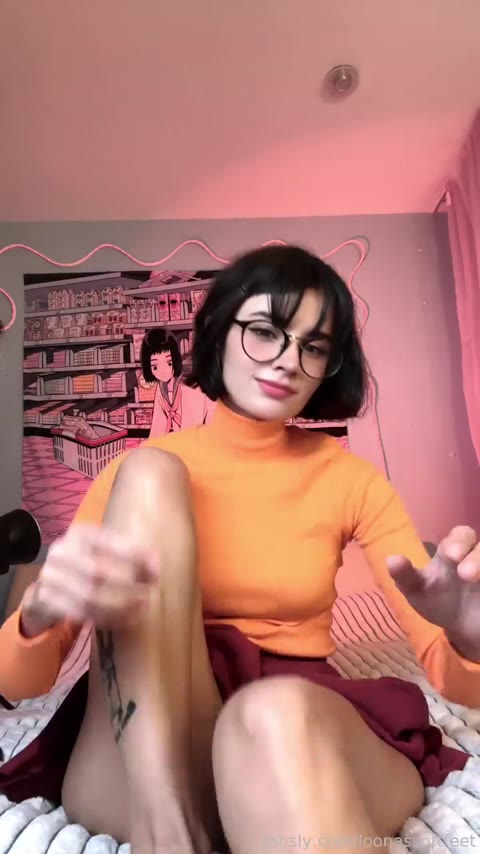 Loonassoftfeet nude Instagram photo 4 — @loonassoftfeet leaked