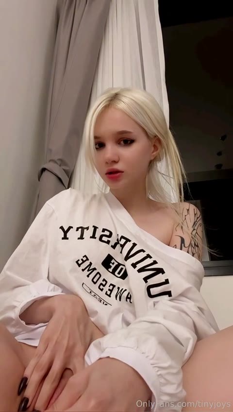 Tinyjoyakalilpipsy nude Instagram photo 13 — @tinyjoyakalilpipsy leaked